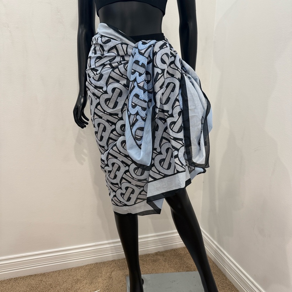 Burberry Monogram Pareo Scarf Wrap Dress Multiway New Luxury